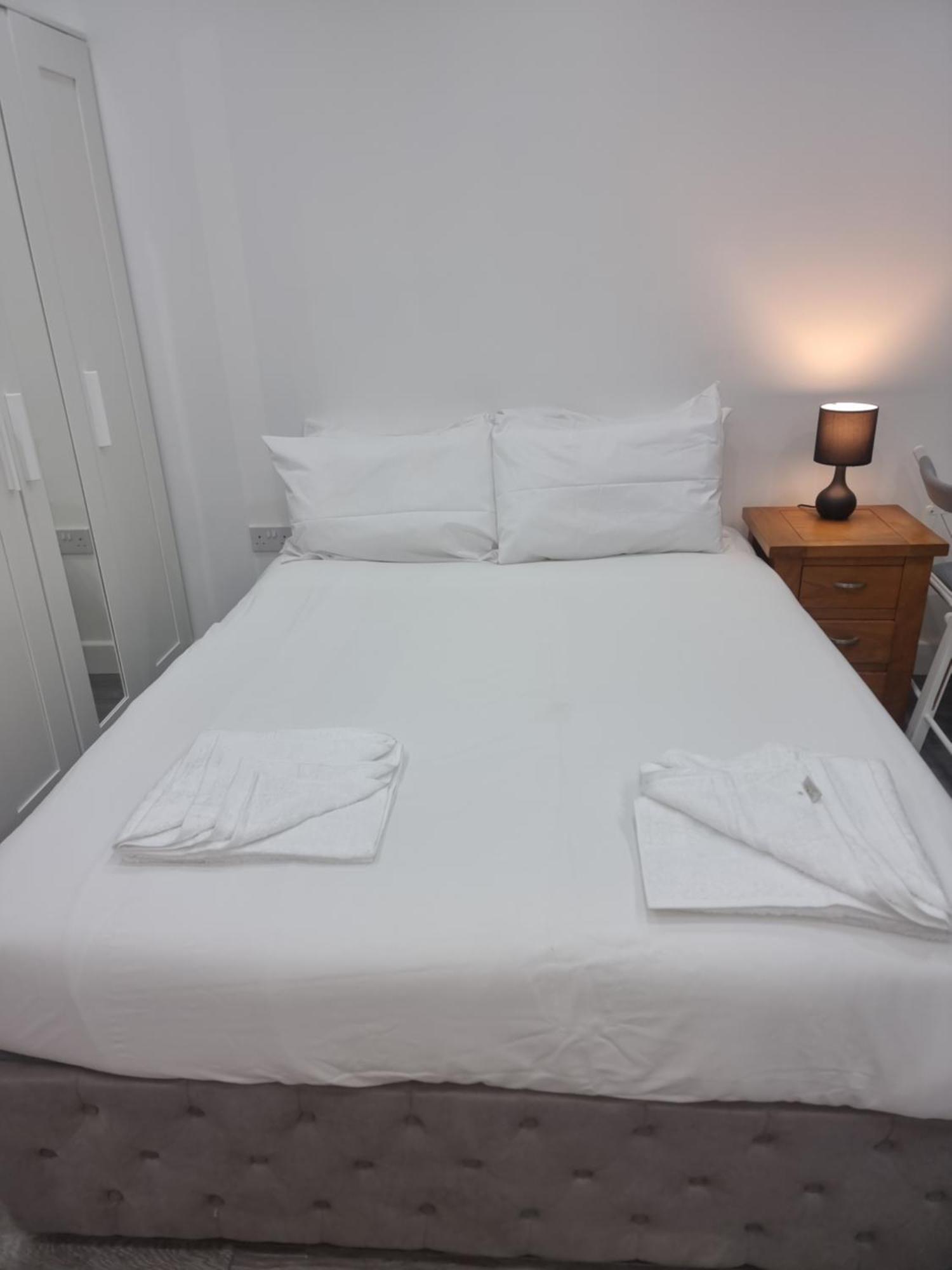 Brand New Studios In Harrow Exterior foto