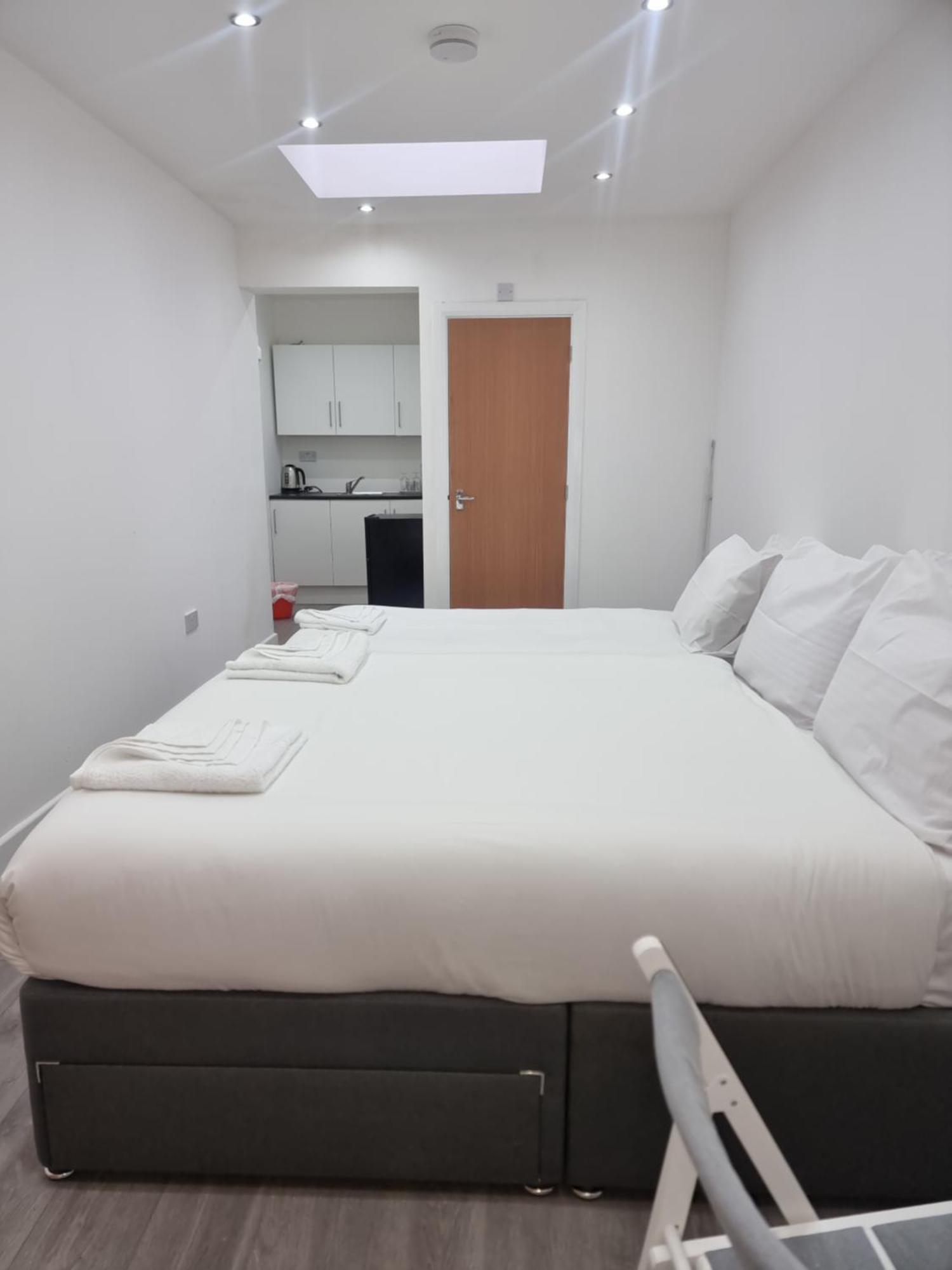 Brand New Studios In Harrow Exterior foto
