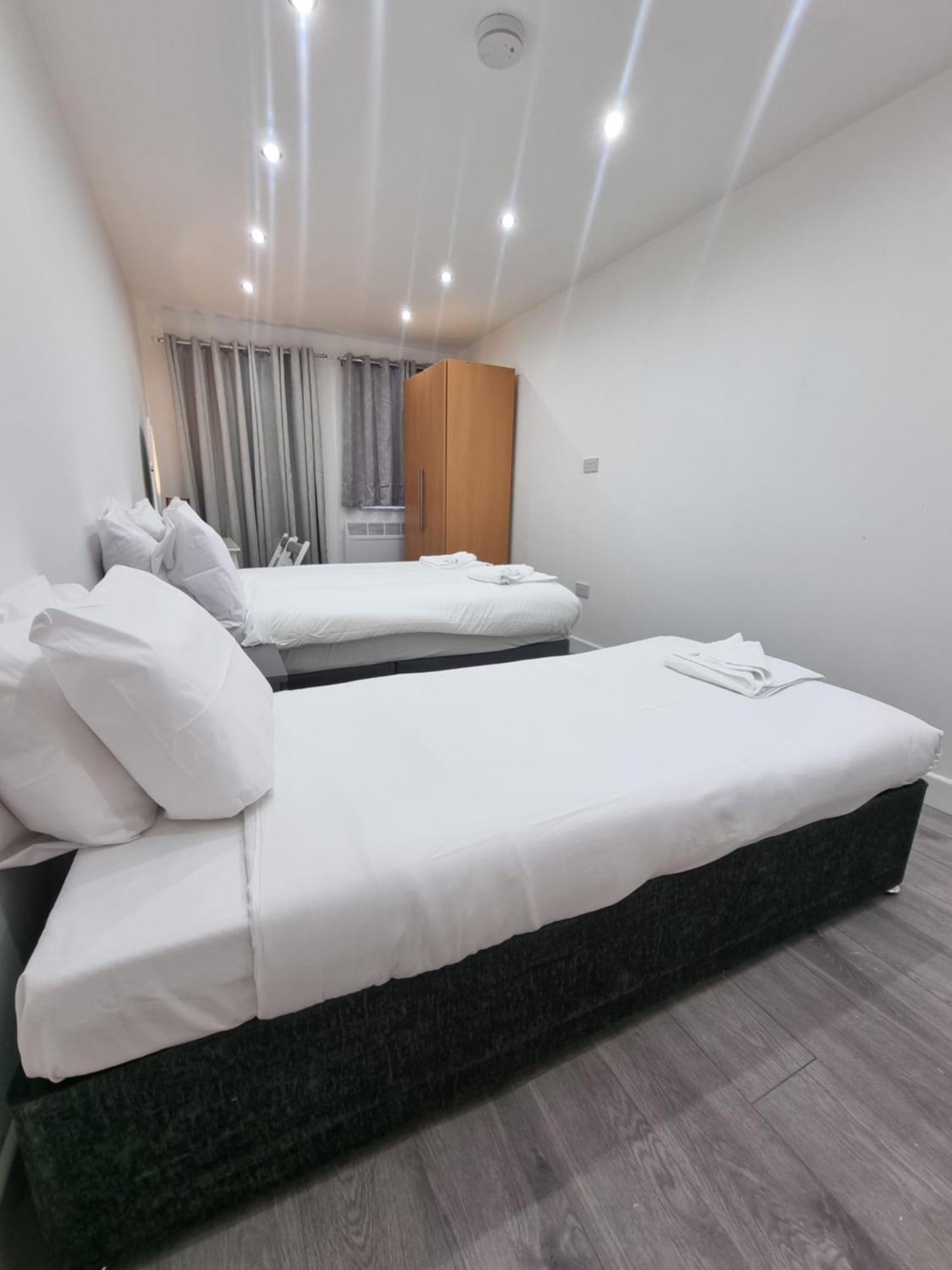 Brand New Studios In Harrow Exterior foto